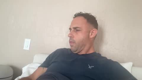 Snapshot of stukeswg chatting on 8, 9, 2025 Simon online show from 8, 9, 2025