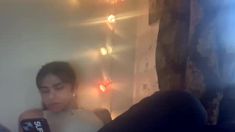 Snapshot of stxllaxcx chatting on 18, 4, 2026 stxllaxcx online show from 18, 4, 2026