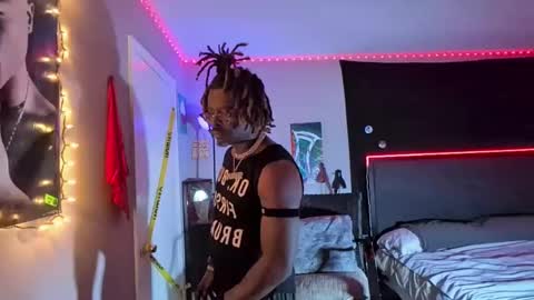 Snapshot of suavechocolatecity chatting on 27, 10, 2025 Hot Chocolate online show from 27, 10, 2025