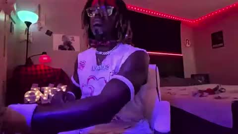 Snapshot of suavechocolatecity chatting on 29, 6, 2026 Hot Chocolate online show from 29, 6, 2026