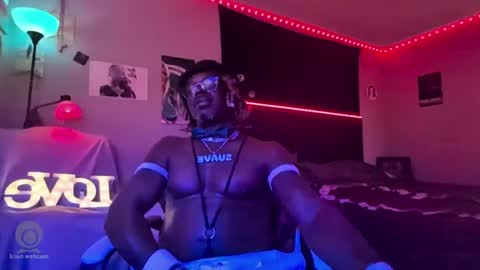 Snapshot of suavechocolatecity chatting on 14, 7, 2026 Hot Chocolate online show from 14, 7, 2026