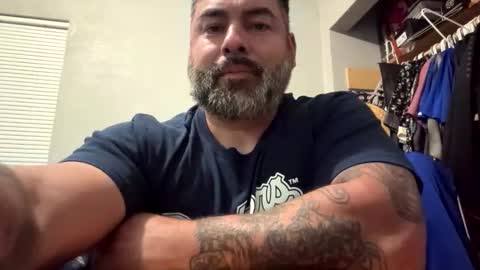 Snapshot of suavecito67 chatting on 19, 12, 2025 suavecito67 online show from 19, 12, 2025