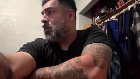 Snapshot of suavecito67 chatting on 6, 1, 2026 suavecito67 online show from 6, 1, 2026