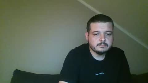 Snapshot of sub3100 chatting on 14, 11, 2025 420Fun online show from 14, 11, 2025