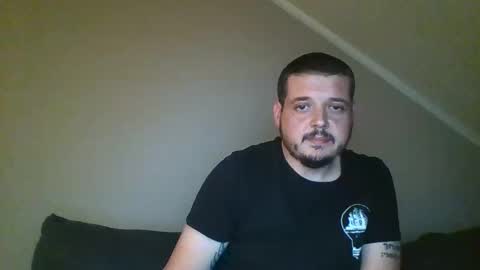 Snapshot of sub3100 chatting on 15, 11, 2025 420Fun online show from 15, 11, 2025