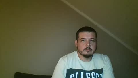 Snapshot of sub3100 chatting on 17, 11, 2025 420Fun online show from 17, 11, 2025