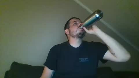 Snapshot of sub3100 chatting on 21, 11, 2025 420Fun online show from 21, 11, 2025