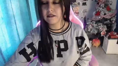 Snapshot of sub_nezuko_69 chatting on 4, 1, 2025 sub_nezuko_69 online show from 4, 1, 2025