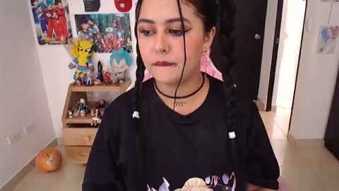 Snapshot of sub_nezuko_69 chatting on 10, 9, 2025 sub_nezuko_69 online show from 10, 9, 2025