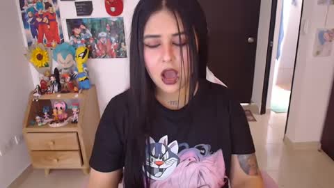 Snapshot of sub_nezuko_69 chatting on 10, 10, 2025 sub_nezuko_69 online show from 10, 10, 2025
