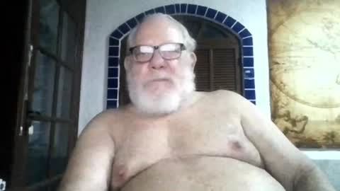 Snapshot of subbtmpig4u chatting on 4, 7, 2026 SubBtmPig4U online show from 4, 7, 2026