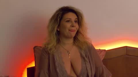 Snapshot of sublimecarla chatting on 9, 1, 2026 Carla online show from 9, 1, 2026