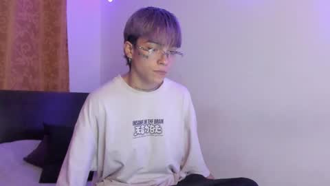 Snapshot of submissive_boyy_ chatting on 7, 3, 2026 nico online show from 7, 3, 2026