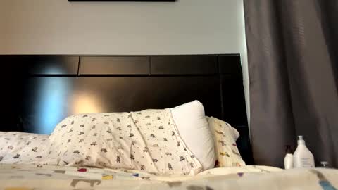 submissivebrett381 online show from 8, 2, 2026