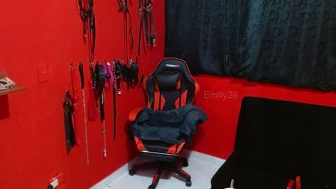 submissiveemily online show from 4, 6, 2026