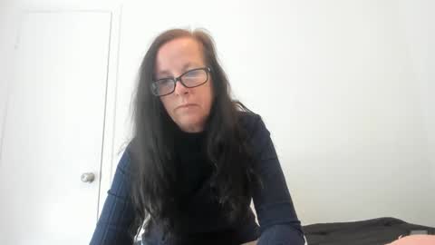 Submissie Peach Goddess online show from 2, 5, 2026