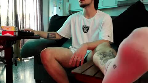 Im Substanc3  online show from 18, 9, 2025