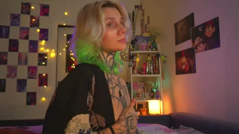 succubus_66 online show from 7, 3, 2025