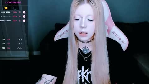 succubus_leslie online show from 26, 10, 2025