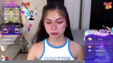 Snapshot of suckablechick chatting on 23, 12, 2024 Marry online show from 23, 12, 2024