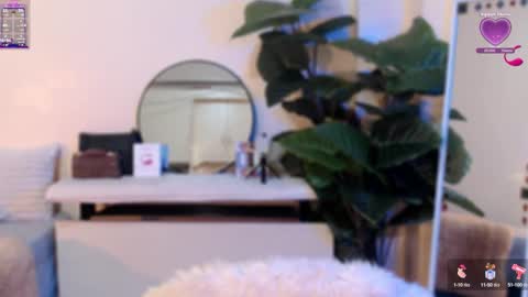 Snapshot of suckablechick chatting on 29, 1, 2025 Marry online show from 29, 1, 2025