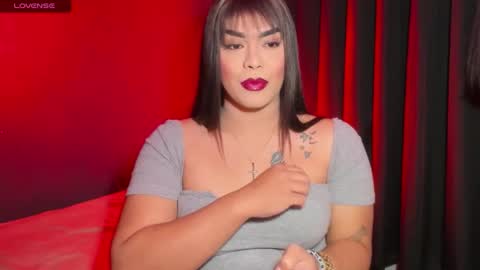 JADE ELYSE online show from 9, 11, 2025