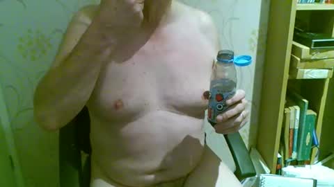 Snapshot of suffolkboy4 chatting on 2, 4, 2026 suffolkboy4 online show from 2, 4, 2026