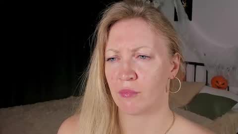 Snapshot of sugamomy chatting on 28, 10, 2025 sugamomy online show from 28, 10, 2025