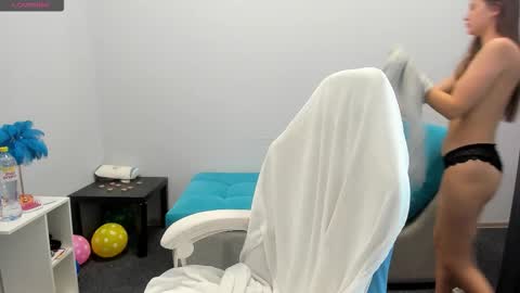 Ariana online show from 3, 12, 2025