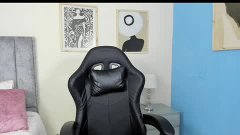 sugar_milff online show from 16, 4, 2026