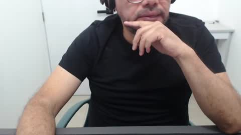 Snapshot of sugarhairybear chatting on 20, 7, 2026 Johnny online show from 20, 7, 2026