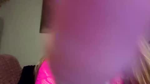 Snapshot of sugarrushxoxo chatting on 3, 4, 2026 sugarrushxoxo online show from 3, 4, 2026