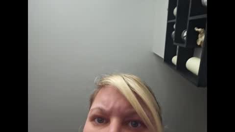 sugartits88xx online show from 24, 11, 2025