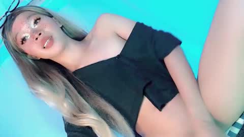 LoveSugar online show from 30, 11, 2025