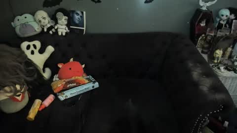 Sugary online show from 5, 12, 2025