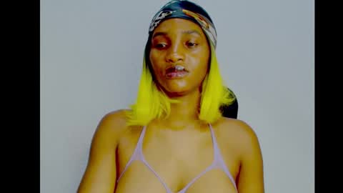 Ivy online show from 21, 9, 2025