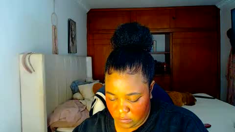 Cami   Back in 2 hours online show from 5, 12, 2025