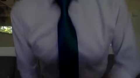 Snapshot of suit_elegant chatting on 12, 9, 2025 Suit tie horny online show from 12, 9, 2025