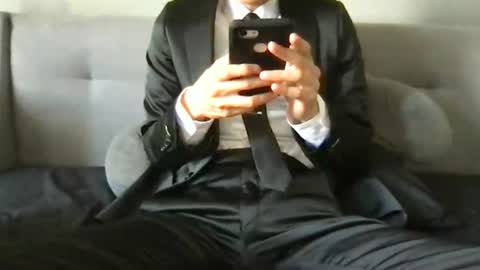 Snapshot of suitfetishez chatting on 23, 6, 2026 suitfetishez online show from 23, 6, 2026