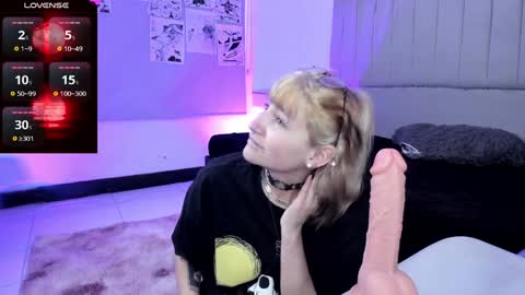 Snapshot of sukifuyu__ chatting on 11, 12, 2024    online show from 11, 12, 2024