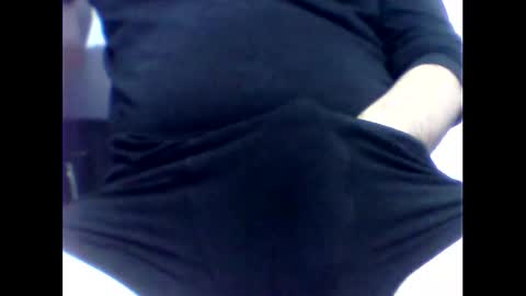 Snapshot of suleyman38 chatting on 12, 10, 2025 suleyman38 online show from 12, 10, 2025