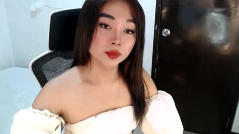 Snapshot of sultry_cyramore chatting on 12, 11, 2025 sultry cyramore online show from 12, 11, 2025