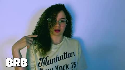 Snapshot of sultrysecrets_ chatting on 26, 9, 2025 Ann online show from 26, 9, 2025