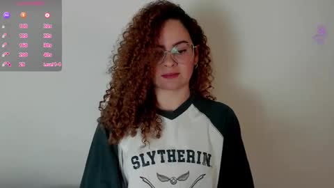 Snapshot of sultrysecrets_ chatting on 2, 10, 2025 Ann online show from 2, 10, 2025