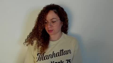 Snapshot of sultrysecrets_ chatting on 3, 10, 2025 Ann online show from 3, 10, 2025