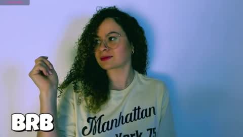 Snapshot of sultrysecrets_ chatting on 17, 10, 2025 Ann online show from 17, 10, 2025