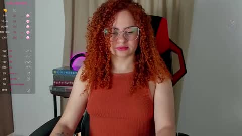 Snapshot of sultrysecrets_ chatting on 2, 11, 2025 Ann online show from 2, 11, 2025