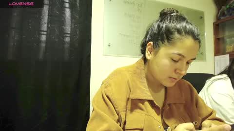 summer_girls01 online show from 17, 2, 2025