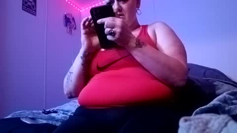 Summer Divine online show from 26, 2, 2025