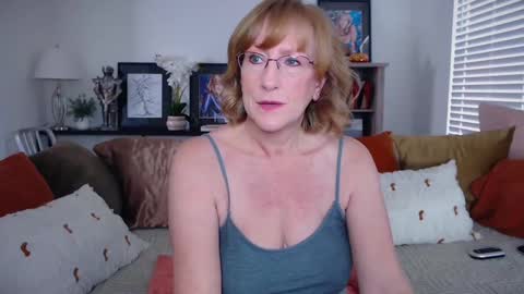 SummerKnightzzz online show from 13, 11, 2025